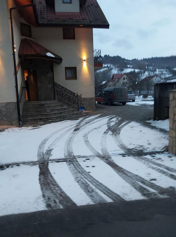 Appartamento Dom Pod Winogronem Szczawnica Esterno foto