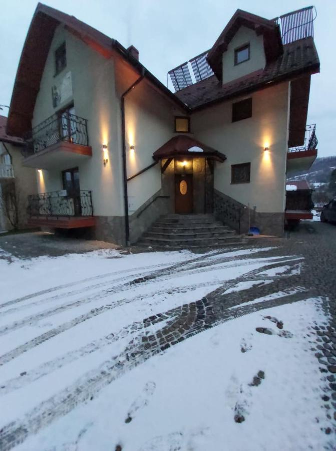 Appartamento Dom Pod Winogronem Szczawnica Esterno foto