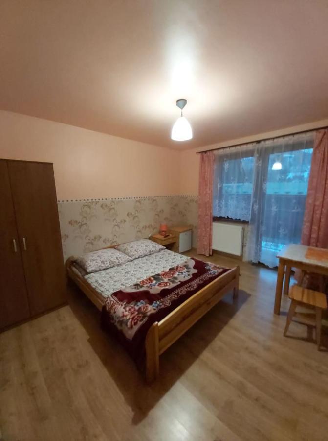 Appartamento Dom Pod Winogronem Szczawnica Esterno foto
