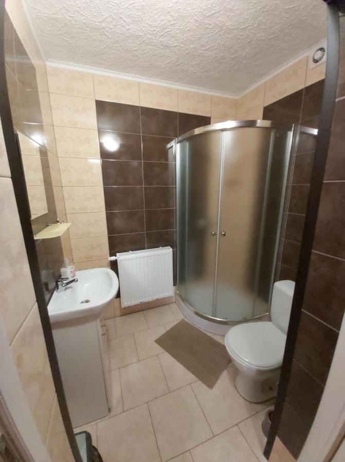Appartamento Dom Pod Winogronem Szczawnica Esterno foto